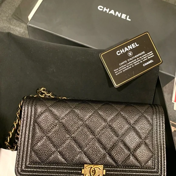 Chanel Boy WOC - Picture 4 of 8